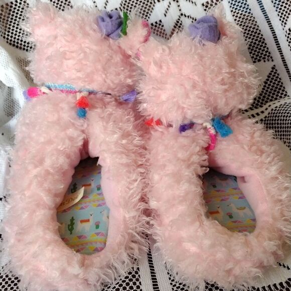 Dan Dee llama slippers - Picture 2 of 5